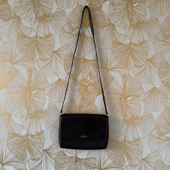 Cove Street Dody Crossbody - Picture 2 of 4